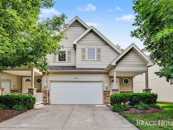 3079 Ledgestone Place NE, Grand Rapids, MI 49525