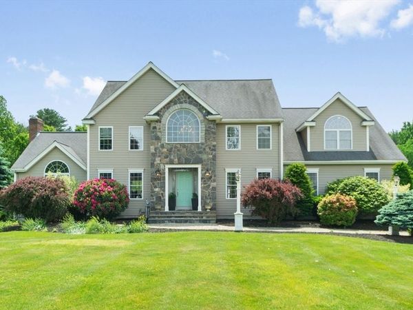307 Chestnut Street, Hudson, MA 01749