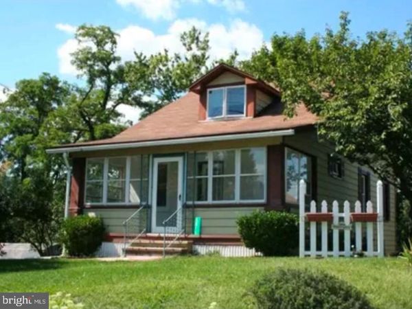 5811 OLEY TURNPIKE ROAD, OLEY, PA 19547