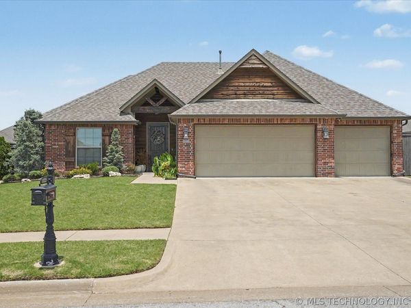 1225 E 134th Street , Glenpool, OK 74033