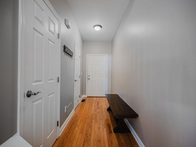 3955 Kensingwood Drive, Columbus, OH 43230 Photo 4