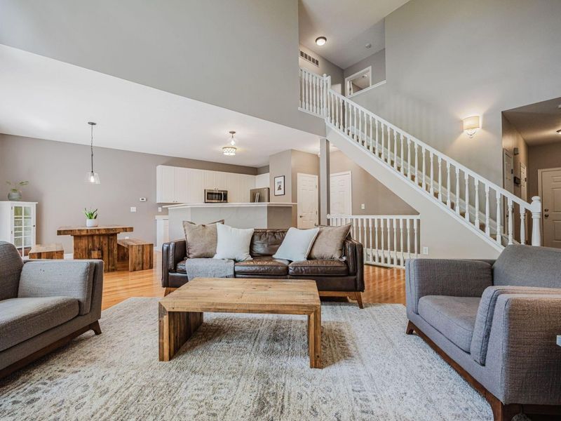 3955 Kensingwood Drive, Columbus, OH 43230 Photo 7