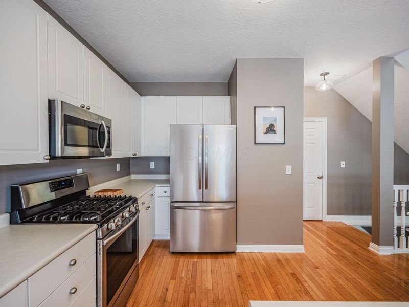3955 Kensingwood Drive, Columbus, OH 43230 Photo 9