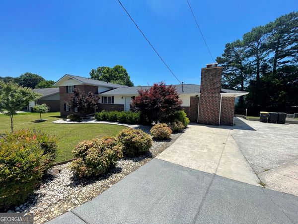51 Lyons Drive NW, Rome, GA 30165