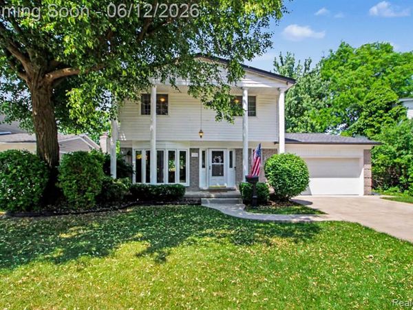 7235 Irongate Road, CANTON, MI 48187