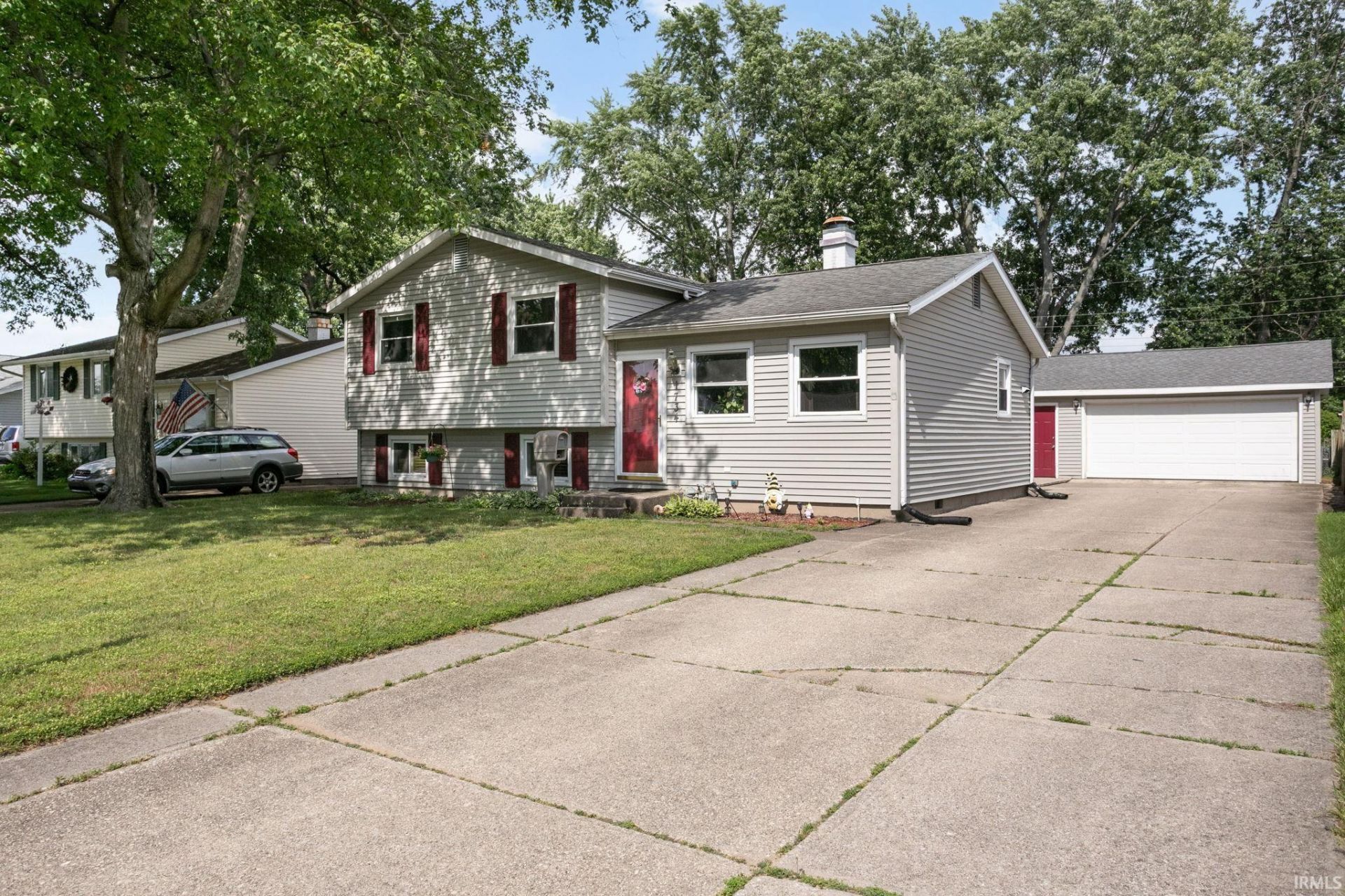 1734 Hass Drive, South Bend, IN 46635 Main Photo