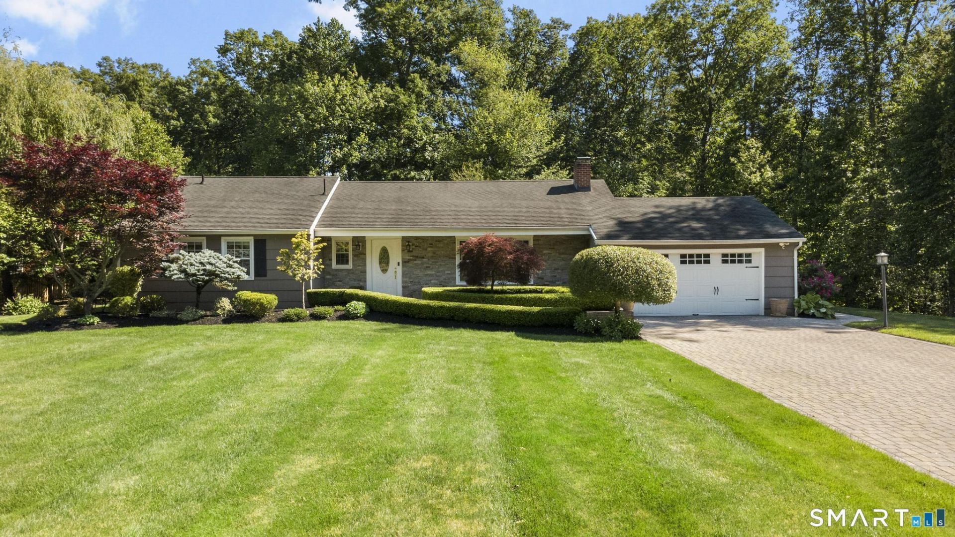 180 Tom Swamp, Hamden, CT 06518 Main Photo