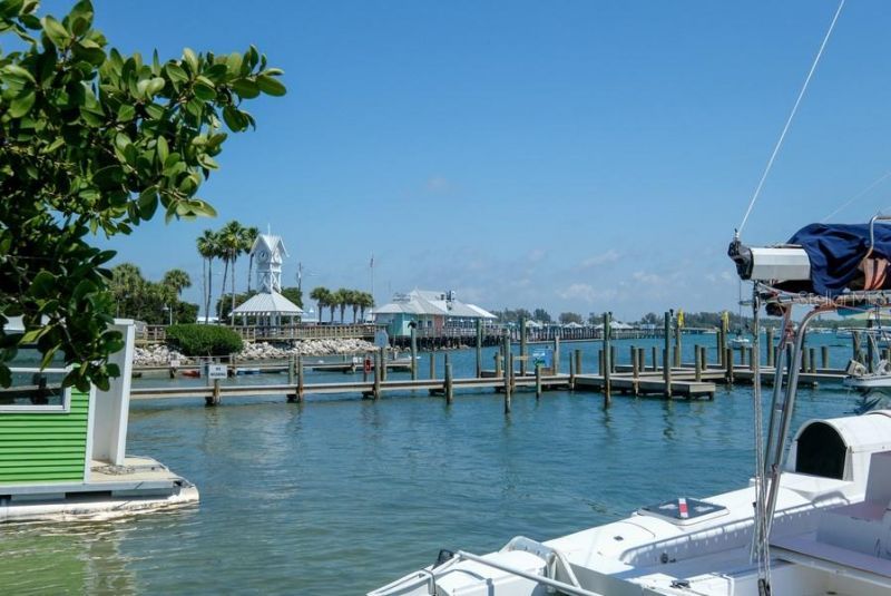 106 11th Street S, Bradenton Beach, FL 34217 Photo
