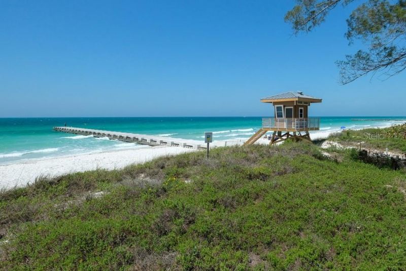 106 11th Street S, Bradenton Beach, FL 34217 Photo