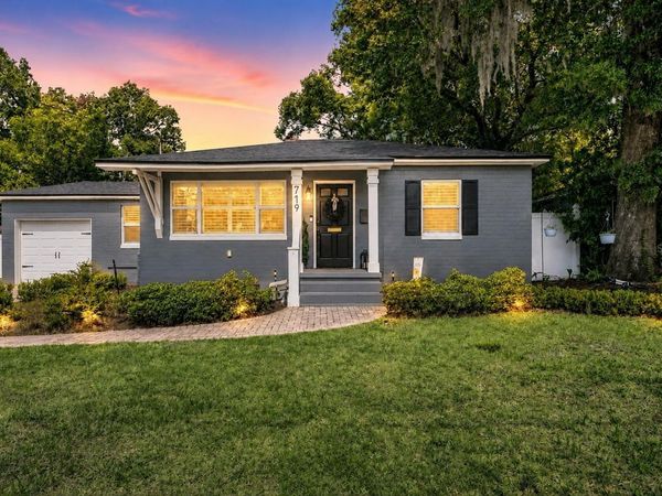 719 WARWICK PLACE, ORLANDO, FL 32803