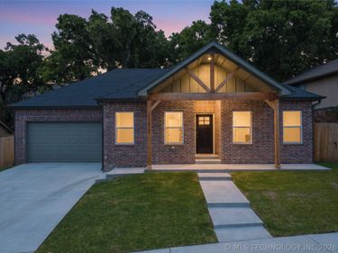 13835 E 27th Place E, Tulsa, OK 74134