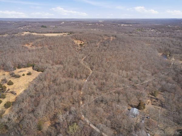 1234 Carter Road , Mounds, OK 74047