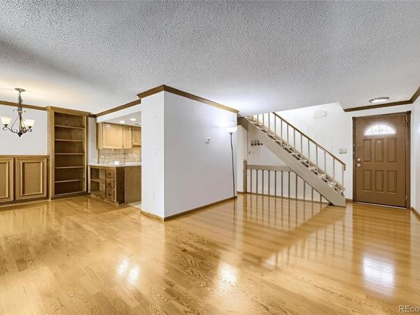 3055 S Macon Circle, Aurora, CO 80014