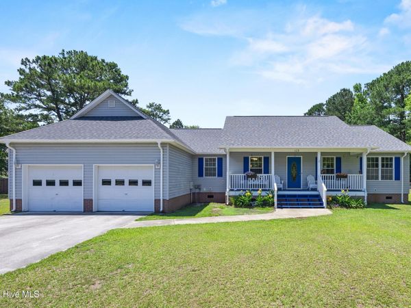 105 Lunington Mill Circle, Burgaw, NC 28425