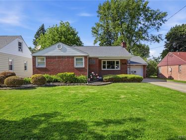 44 Grant Street, Lancaster, NY 14086