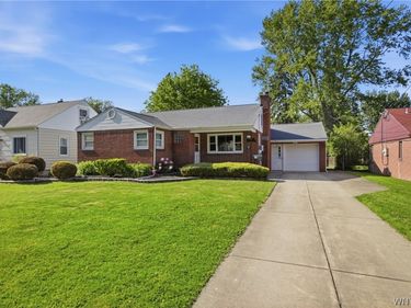 44 Grant Street , Lancaster, NY 14086