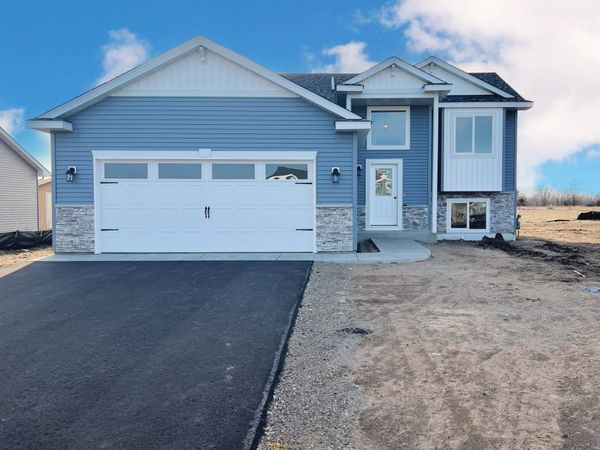 807 Prateria Avenue , Avon, MN 56310