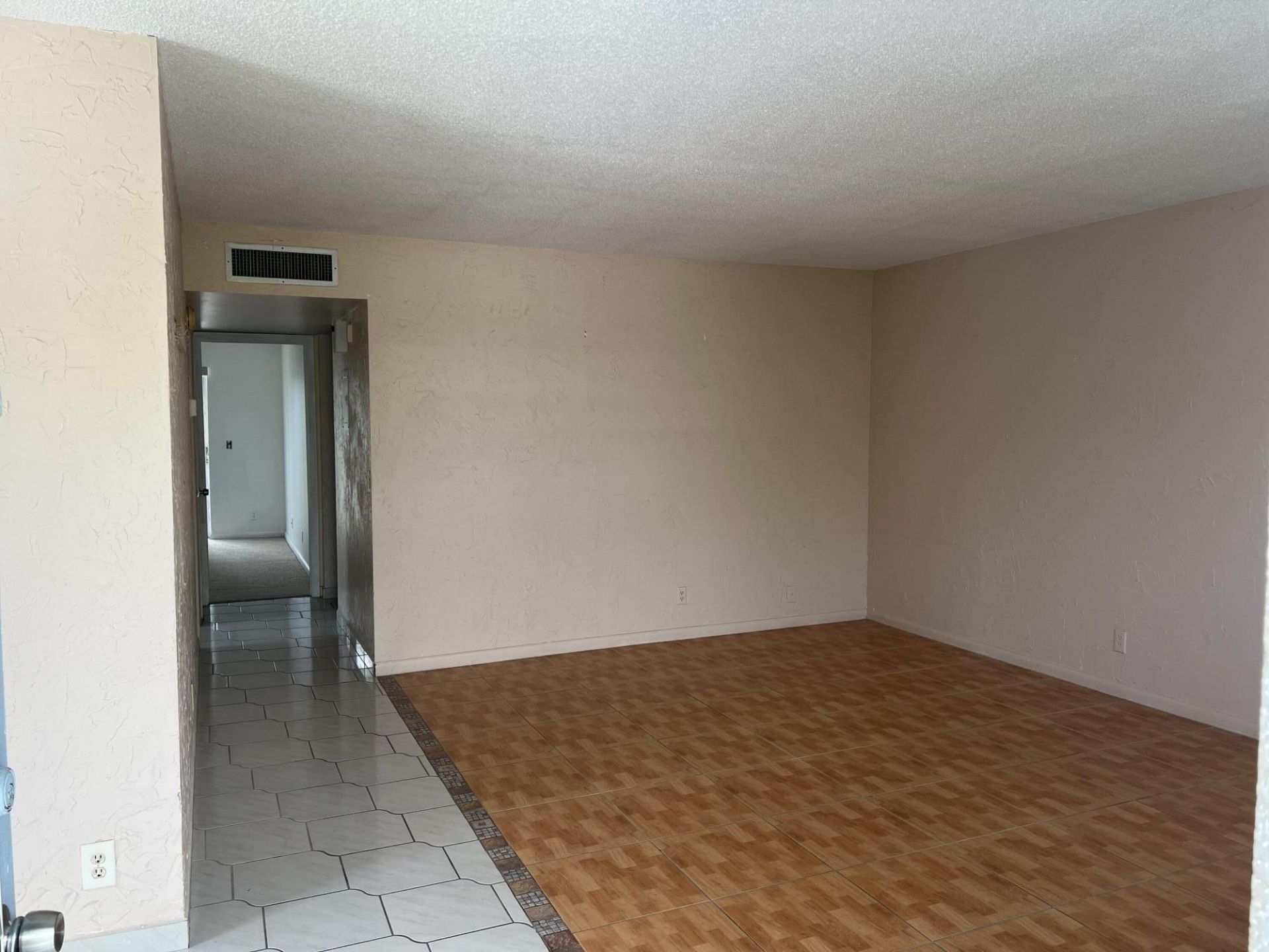 424 Saxony, Delray Beach, FL 33446 Photo