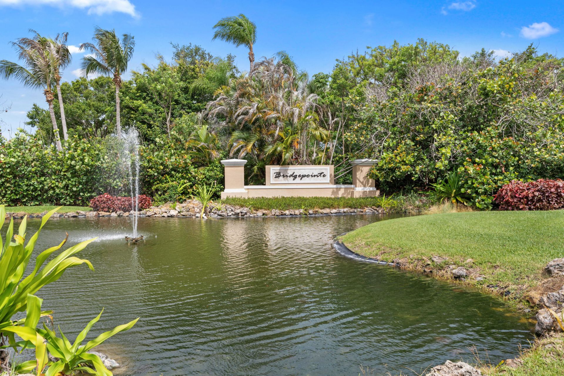 2025 Bridgepointe Circle, Unit 118, Vero Beach, FL 32967 Photo