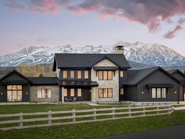 441 S 7900 E, Huntsville, UT 84317
