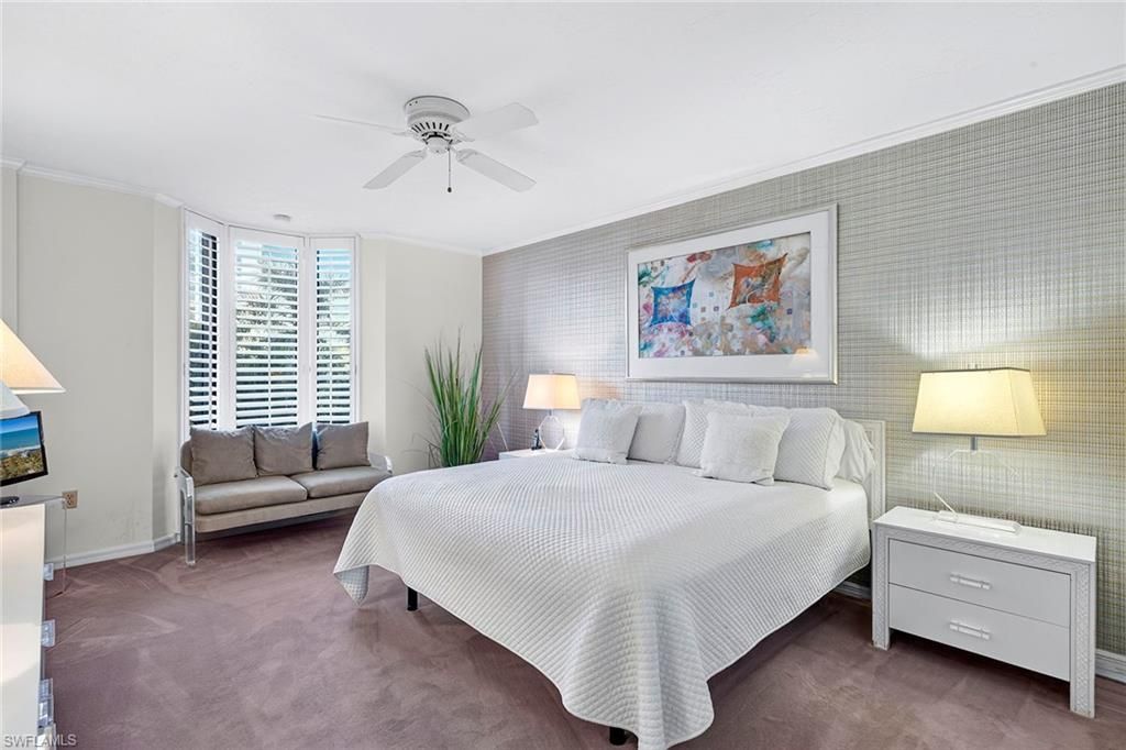 6075 Pelican Bay Blvd, Unit 204, Naples, FL 34108 Photo