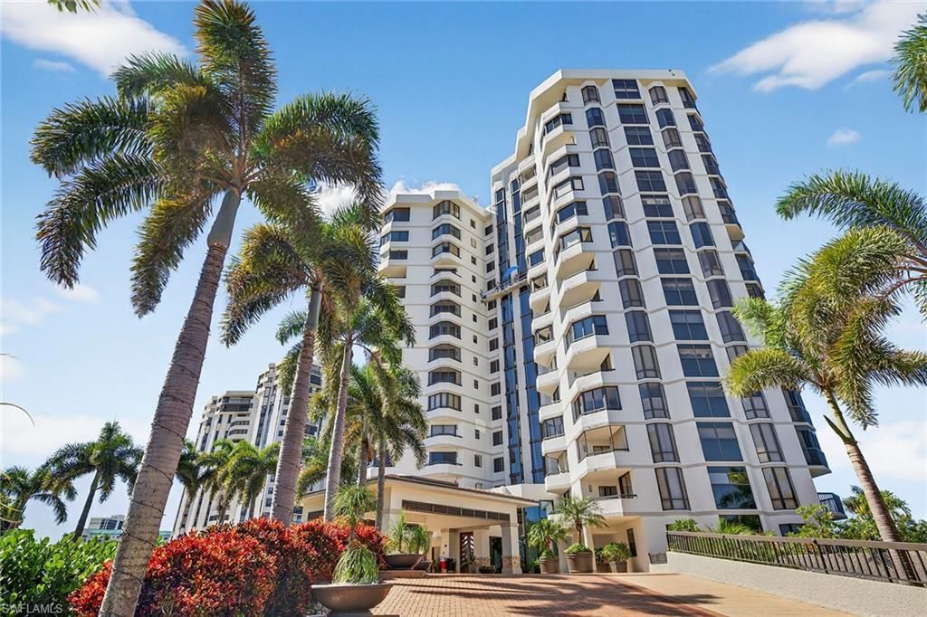 6075 Pelican Bay Blvd, Unit 204, Naples, FL 34108 Photo