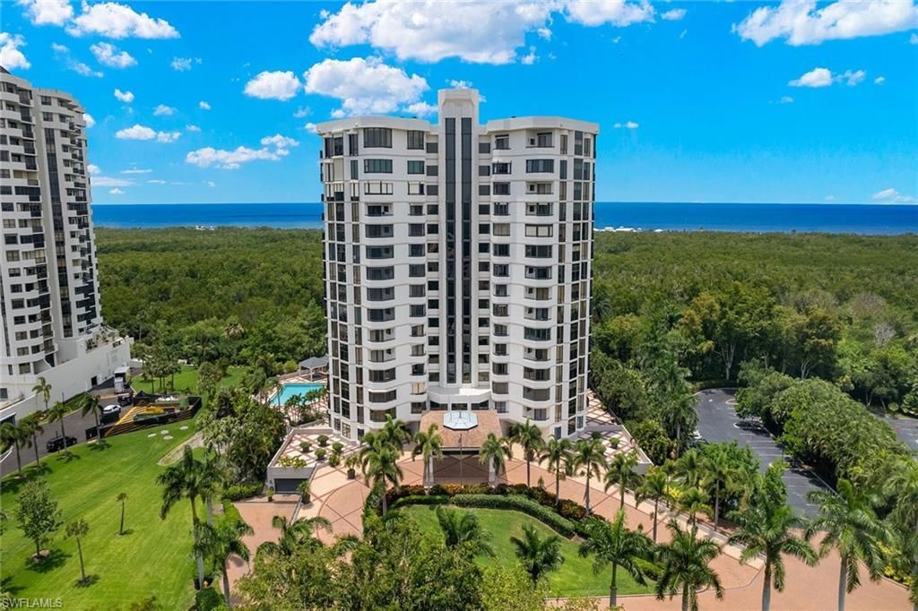 6075 Pelican Bay Blvd, Unit 204, Naples, FL 34108 Photo