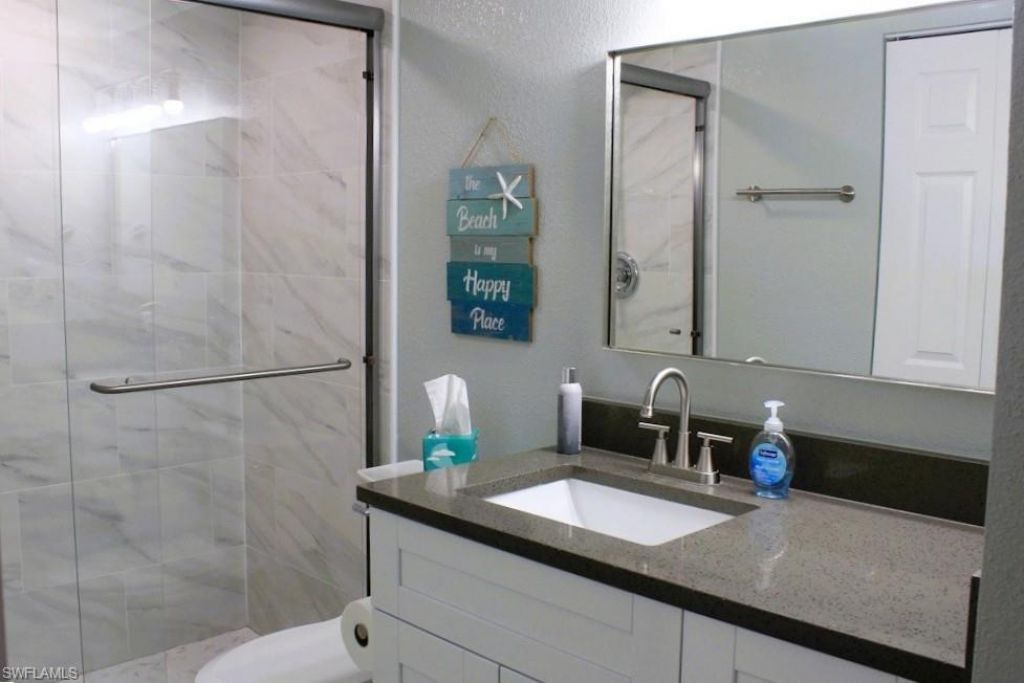 16881 Davis Rd , Unit 712, Fort Myers, FL 33908 Photo