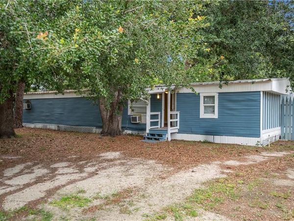 8239 Sevigny DR , NORTH FORT MYERS, FL 33917