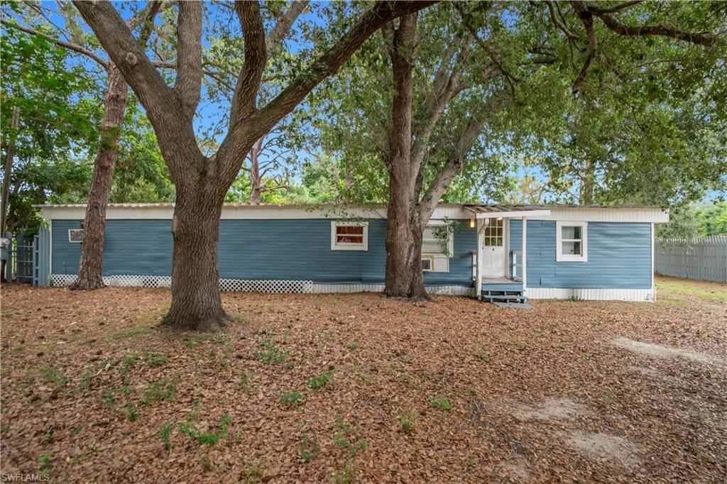 8239 Sevigny Dr, North Fort Myers, FL 33917 Photo