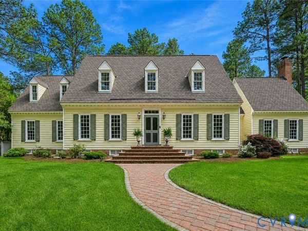 6711 Greenyard Road , Chester, VA 23831