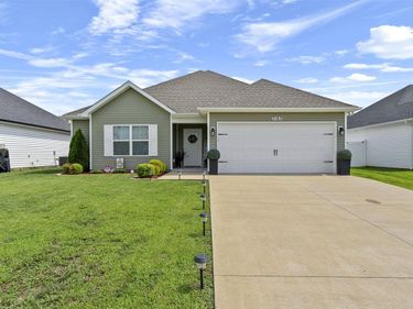 7183 Seagraves Court , Bowling Green, KY 42101