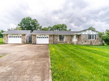 145 Country Estates Drive, Paint Lick, KY 40461