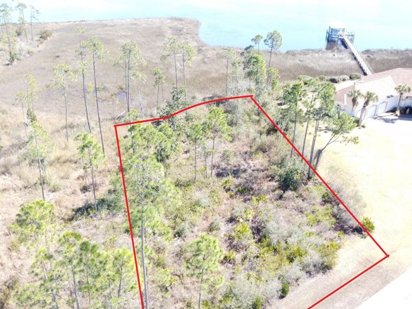 711 Island Court , Panama City, FL 32404