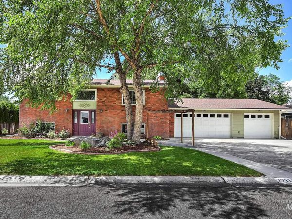 2911 S Holden Ave, Boise, ID 83706