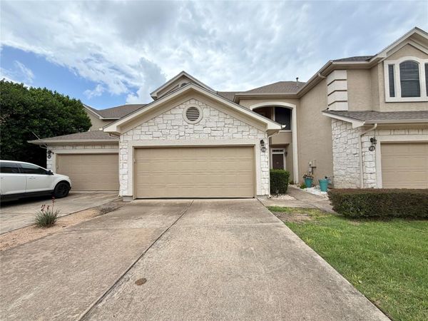 3300 Forest Creek DR , Unit 24, Round Rock, TX 78664
