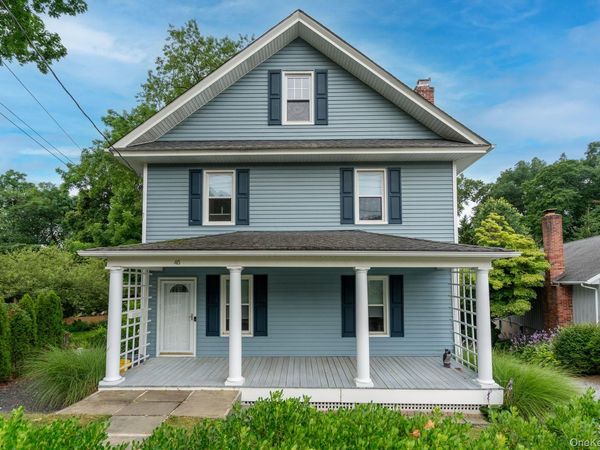 46 Davis Street , Locust Valley, NY 11560