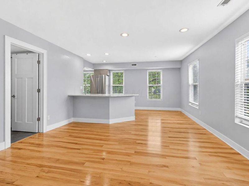 1113 Oregon Avenue, Unit 1, Columbus, OH 43201 Photo 2
