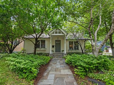 3800 Upton Avenue S, Minneapolis, MN 55410