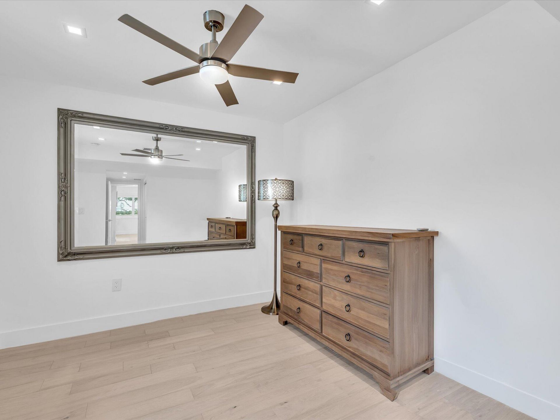 1903 Bay Drive, Pompano Beach, FL 33062 Photo