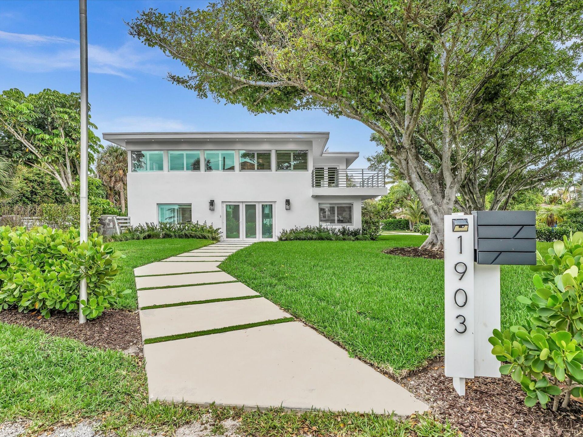 1903 Bay Drive, Pompano Beach, FL 33062 Photo