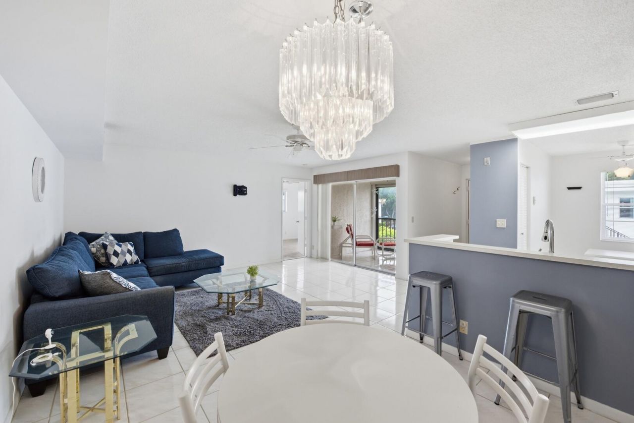14898 Wedgefield Drive, Unit 208, Delray Beach, FL 33446 Photo