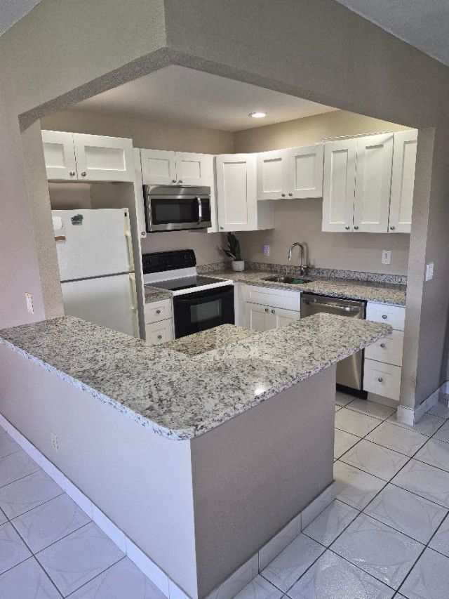 318 N Seville N, Unit 318, Delray Beach, FL 33446 Photo