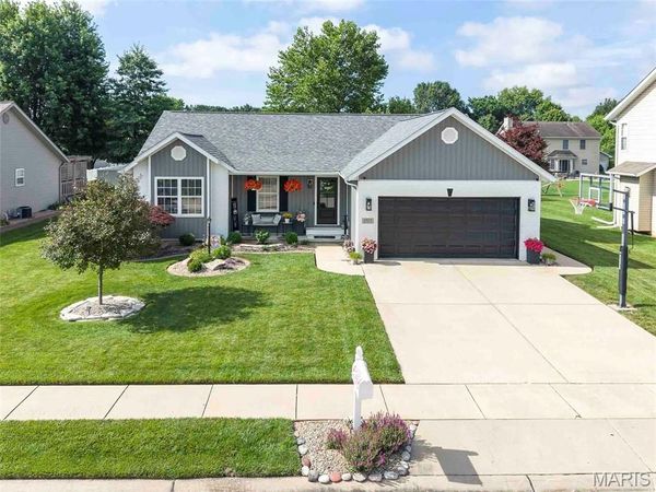 1022 Deer Run Court , Staunton, IL 62088