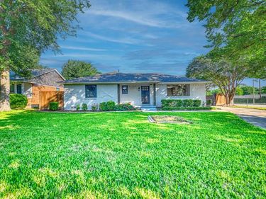 2305 Fenestra Drive, Dallas, TX 75228
