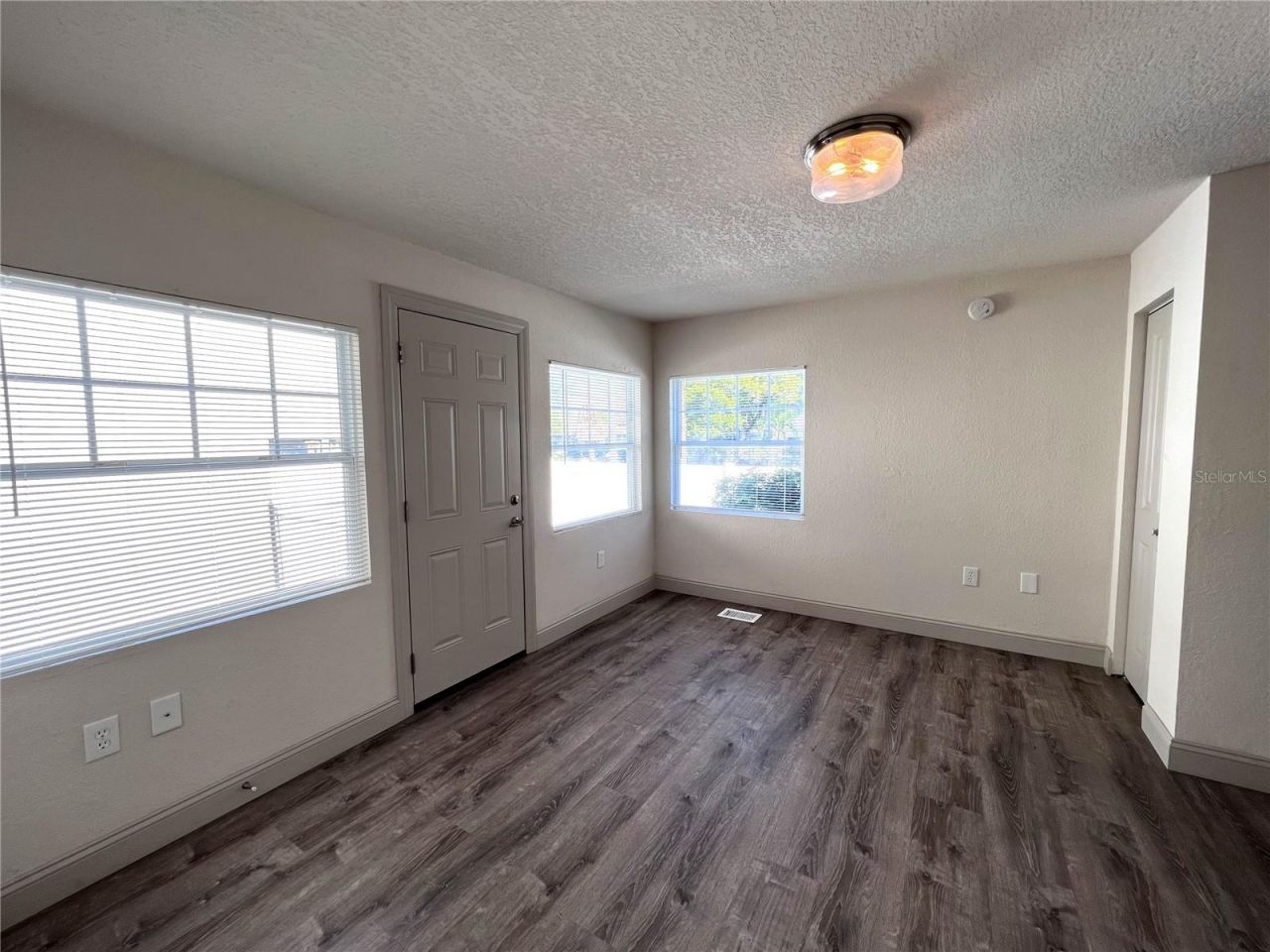 1240 15th Street N, Saint Petersburg, FL 33705 Photo