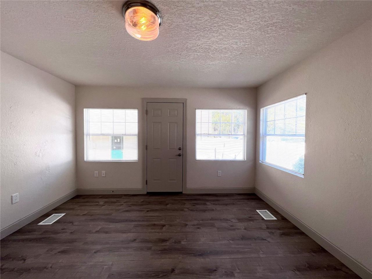 1240 15th Street N, Saint Petersburg, FL 33705 Photo