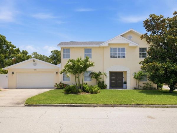 1470 28TH AVENUE N, ST PETERSBURG, FL 33704