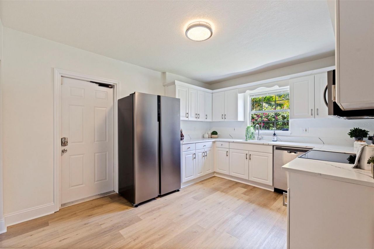 1470 28th Avenue N, Saint Petersburg, FL 33704 Photo