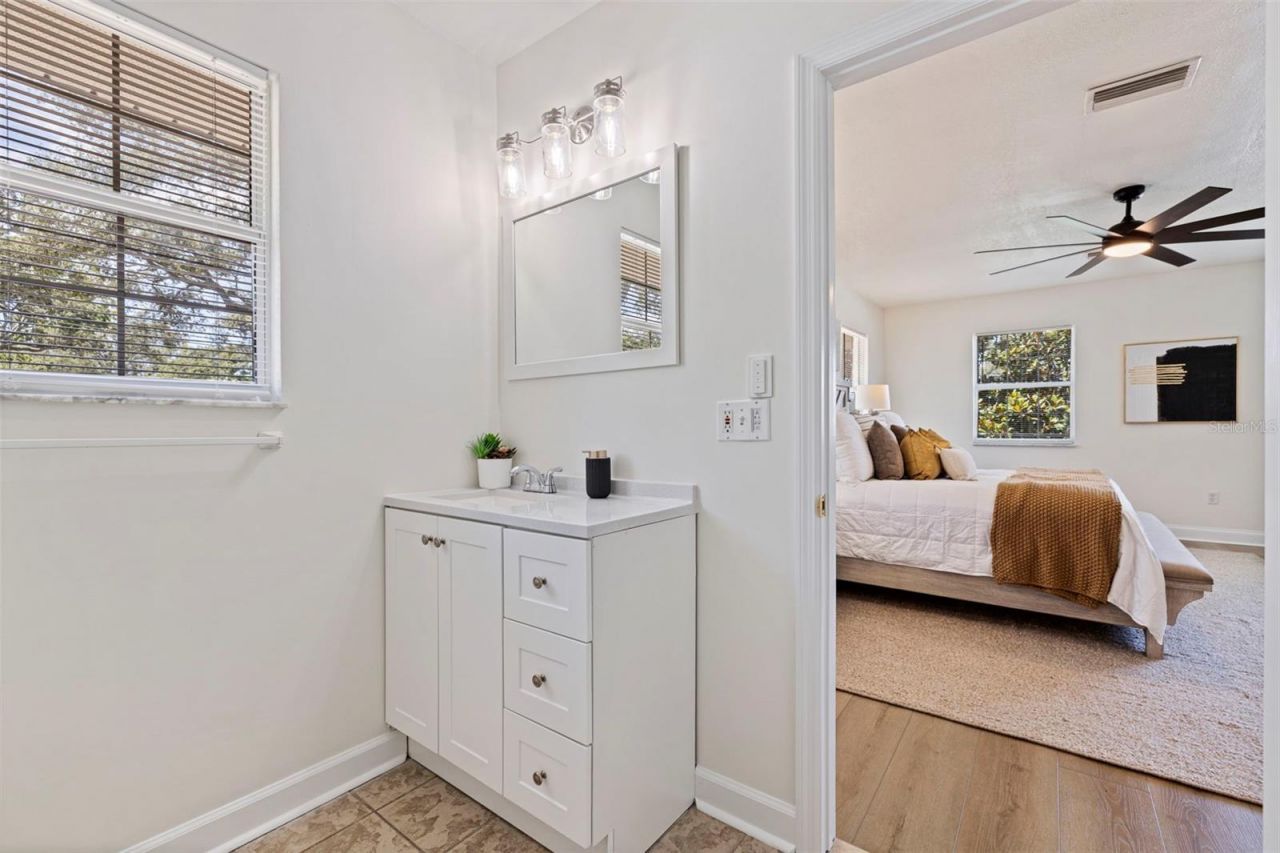 1470 28th Avenue N, Saint Petersburg, FL 33704 Photo